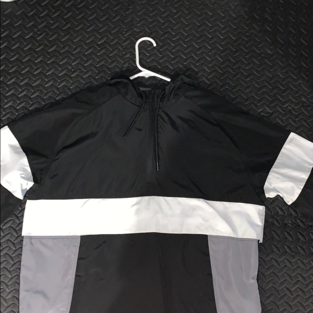 CSG half zip-up black n white and grey